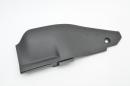 Накладка консоли боковая нижняя левая (черная) (подлокотника) Nissan Leaf 689213NL1A