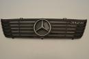 Решетка радиатора Mercedes Sprinter 9018880123